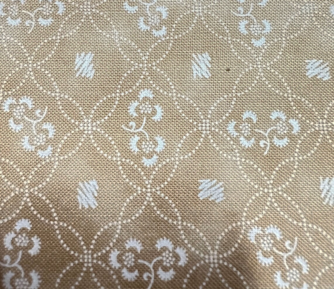 Charlotte Fabric Piece 23"x43", Debbie Beaves fabric by RJR Fabrics, Gold Fabric, Floral Chain Fabric Quilt Blanket