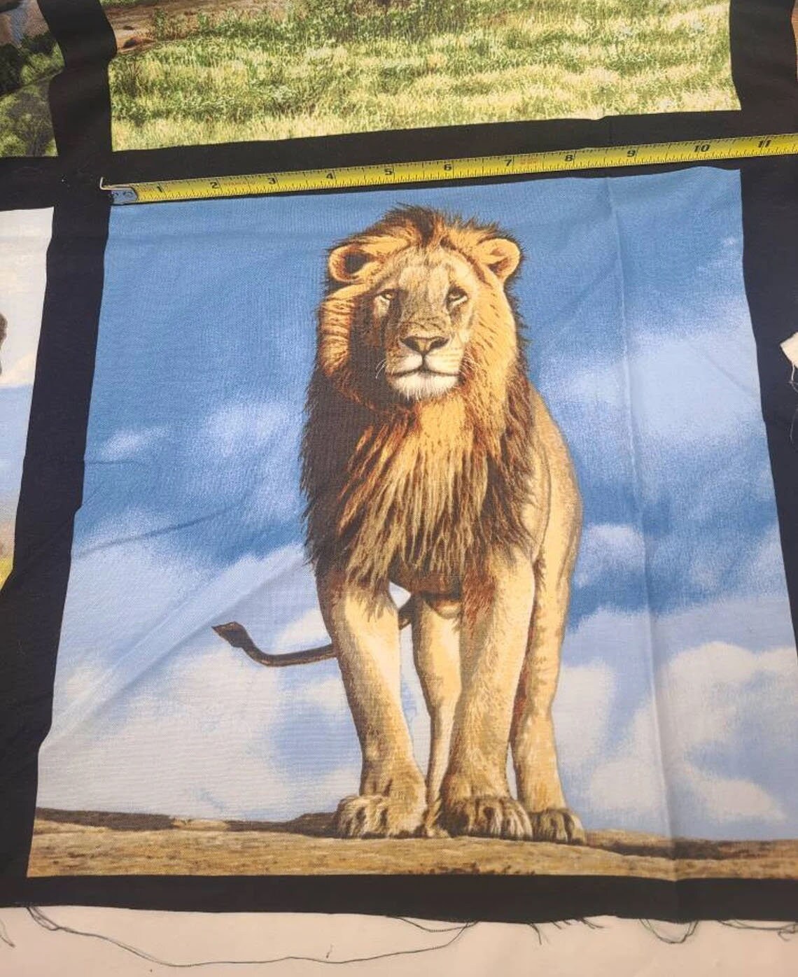 African Animals Fabric Panel 23"x43", 14632 Nature Robert Kaufman, Safari Animal Bed Quilt Wall Hanging Elephant Giraffe Lion Leopard Zebra