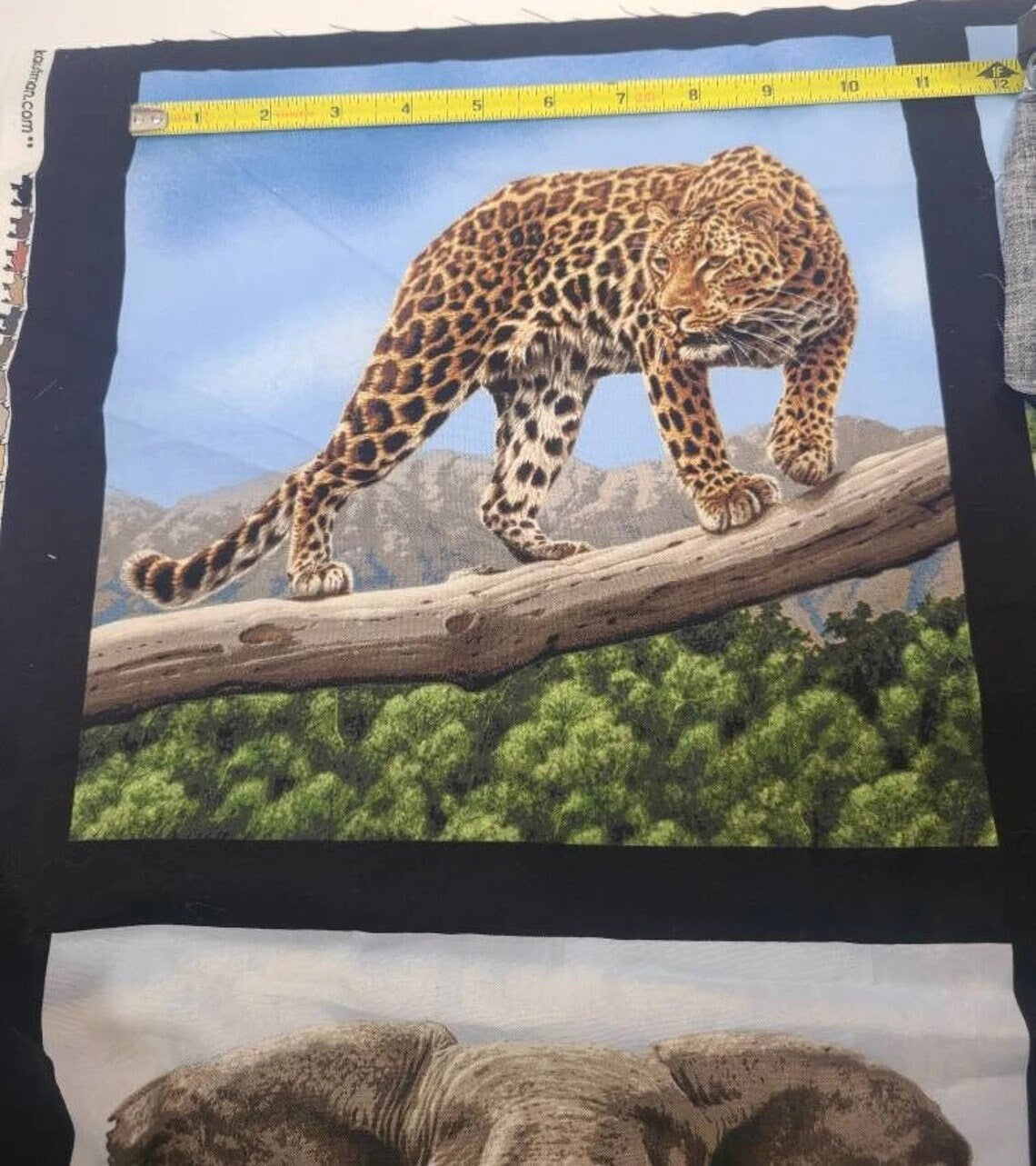 African Animals Fabric Panel 23"x43", 14632 Nature Robert Kaufman, Safari Animal Bed Quilt Wall Hanging Elephant Giraffe Lion Leopard Zebra