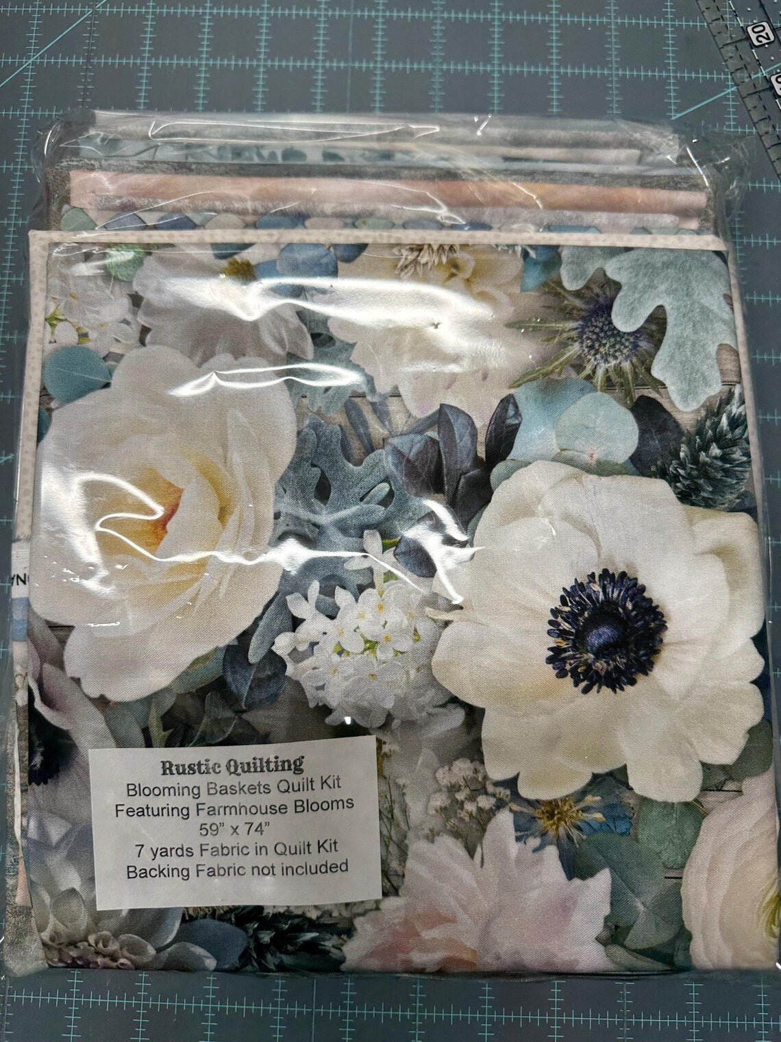 Quilt Kit Farmhouse Blooms 59"x74", Hoffman Fabrics, Floral Gift Quilt Wall Hanging