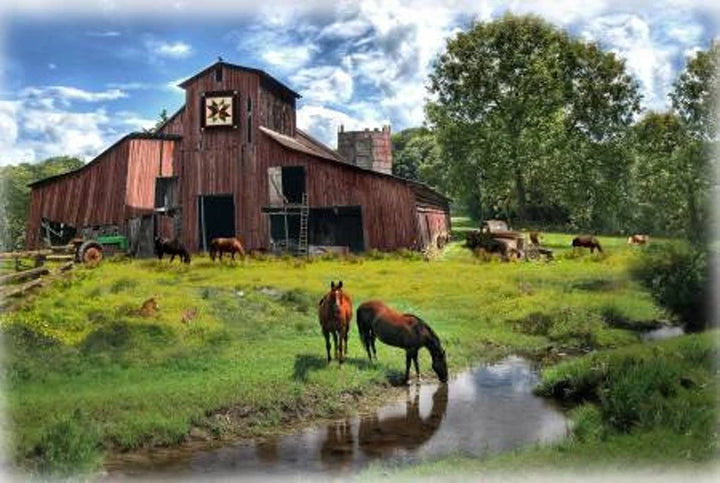 Horse Red Barn Fabric Panel 44"x30", U5070H-83 Sun Up to Sun Down Hoffman Fabrics, Bed Gift Quilt Tractor Horses Cows Stream Quilt Block